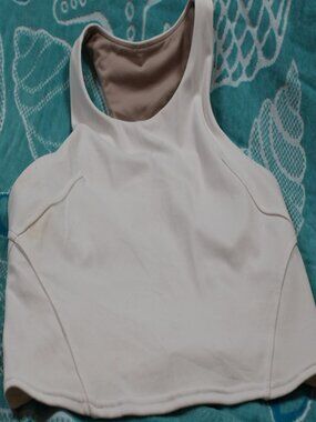 ✨✨Final Week✨✨ Lululemon white crop top bra